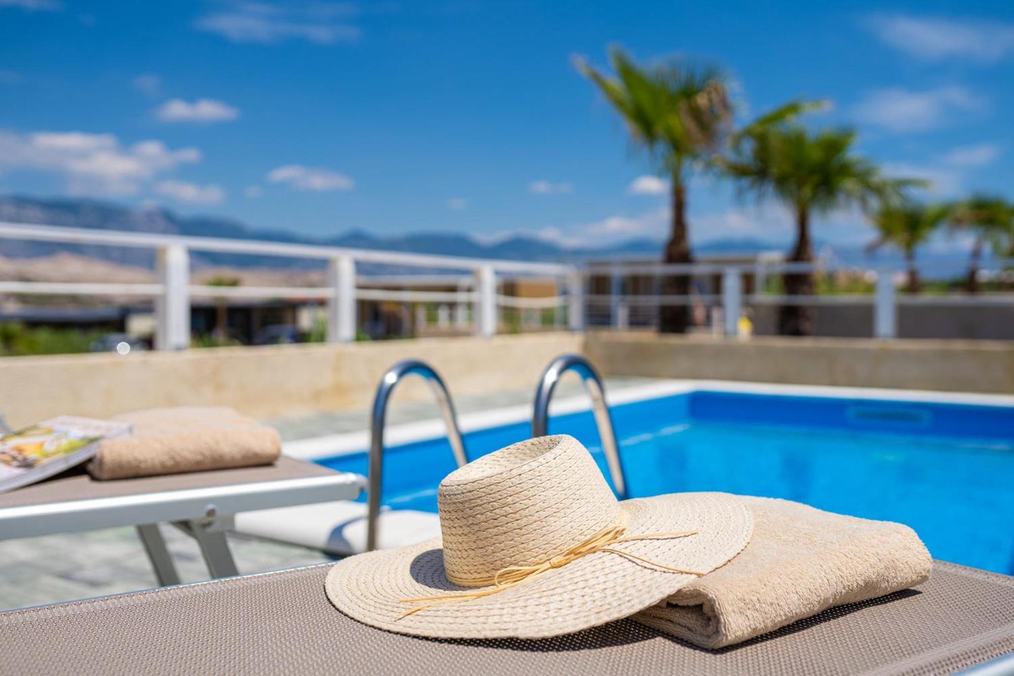 Terra Park Spiritos Hotel Колан Екстериор снимка